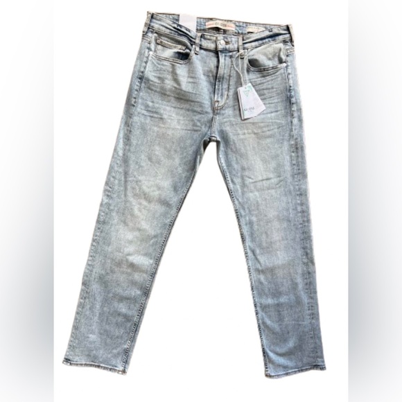 Guess Men’s Mason Jeans - Picture 1 of 7